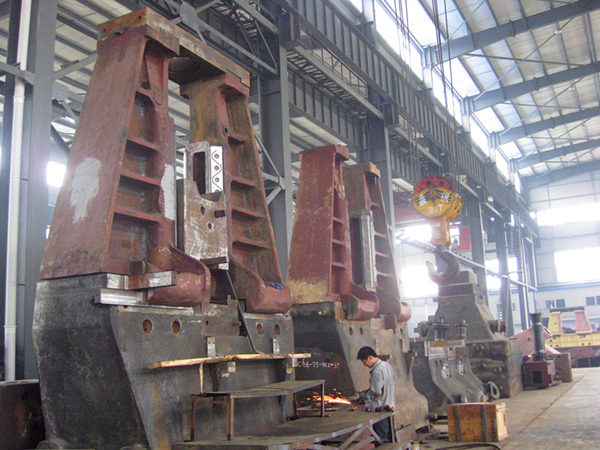 模鍛電液錘裝配