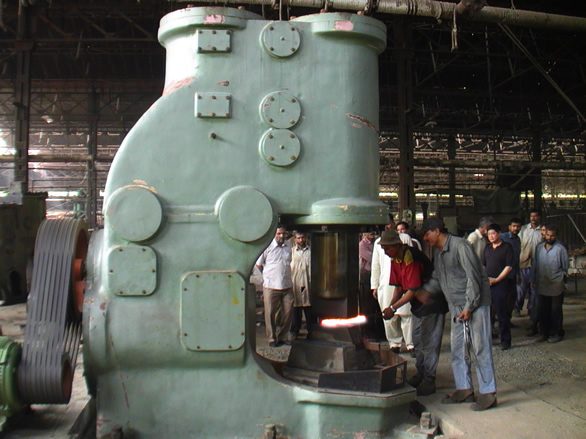 安陽鍛壓1噸大空氣錘出口到巴基斯坦