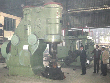 用戶現場-2000KG空氣錘在印度 用戶現場-2000KG空氣錘在印度