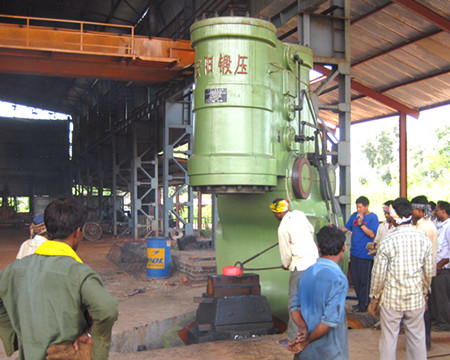 用戶現場-2000KG空氣錘在印度 用戶現場-2000KG空氣錘在印度