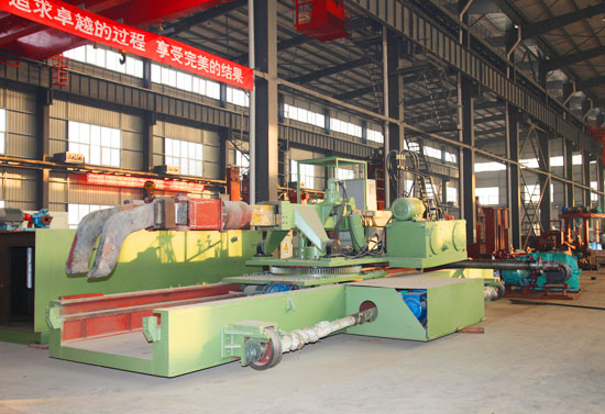 自由鍛裝出料機機裝配