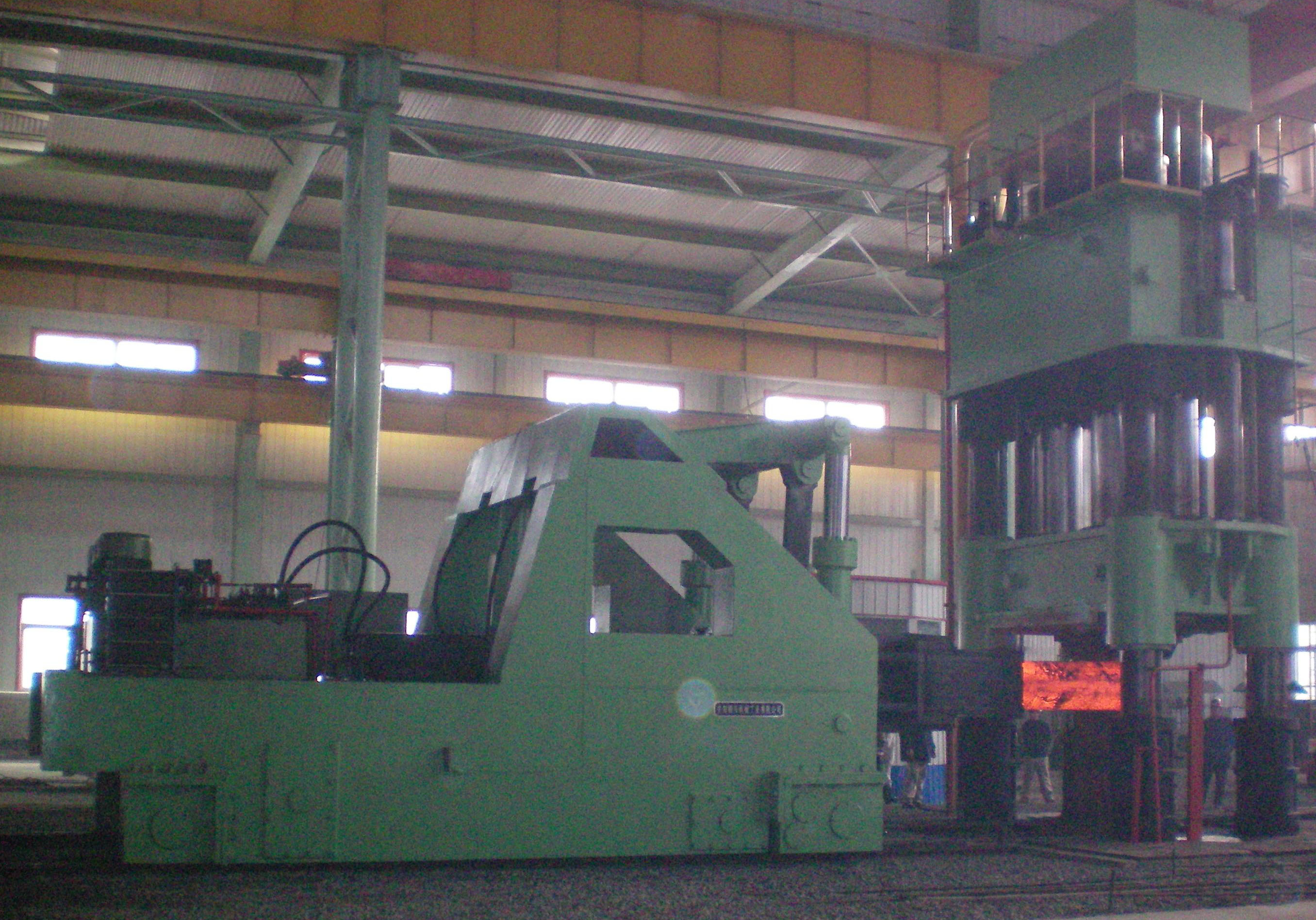 鍛造操作機 鍛造操作機