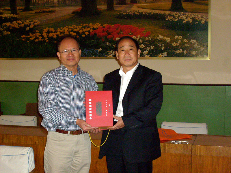 亞洲-馬來西亞液壓鉚接機客戶來訪