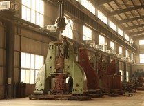 液氣拱式自由鍛電液錘裝配