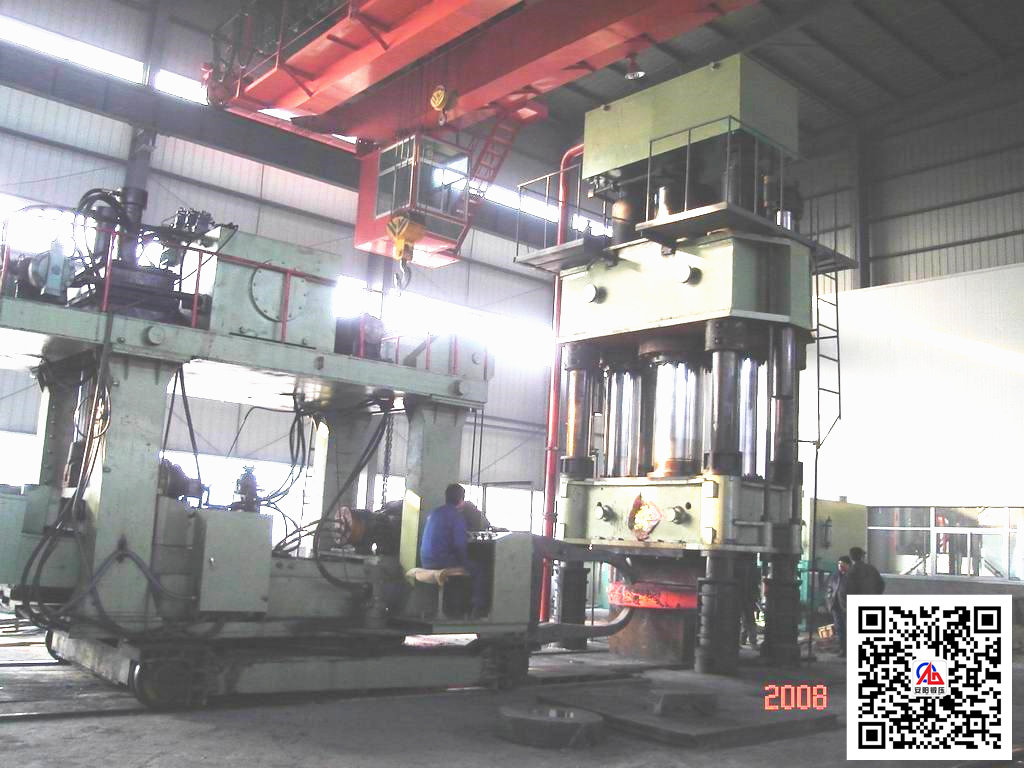 800噸自由鍛液壓機