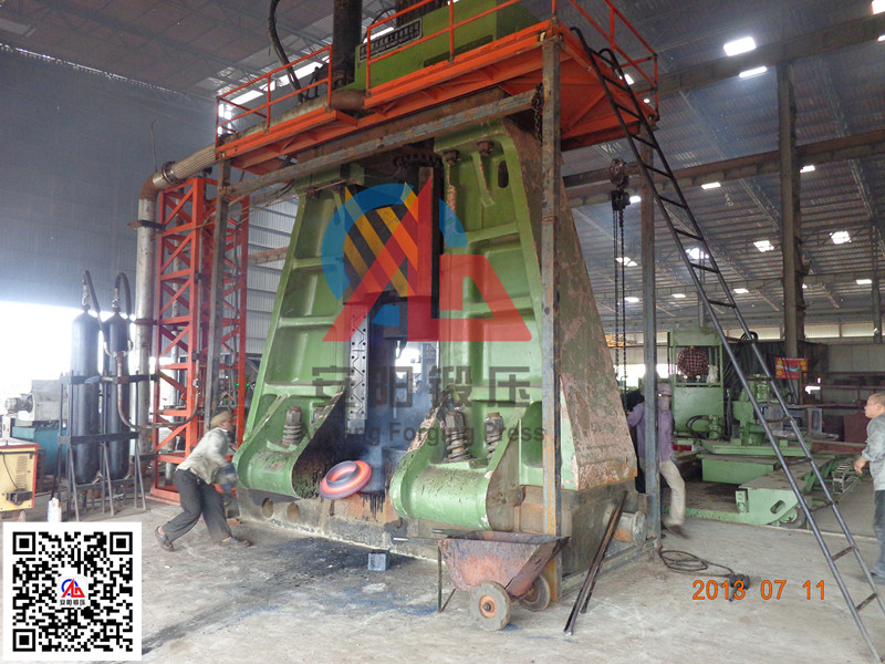 10噸模鍛電液錘出口印度鍛造法蘭 10噸模鍛電液錘出口印度鍛造法蘭