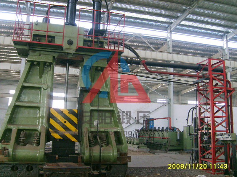 10噸模鍛電液錘衡水鍛造鐵路配件 10噸模鍛電液錘衡水鍛造鐵路配件