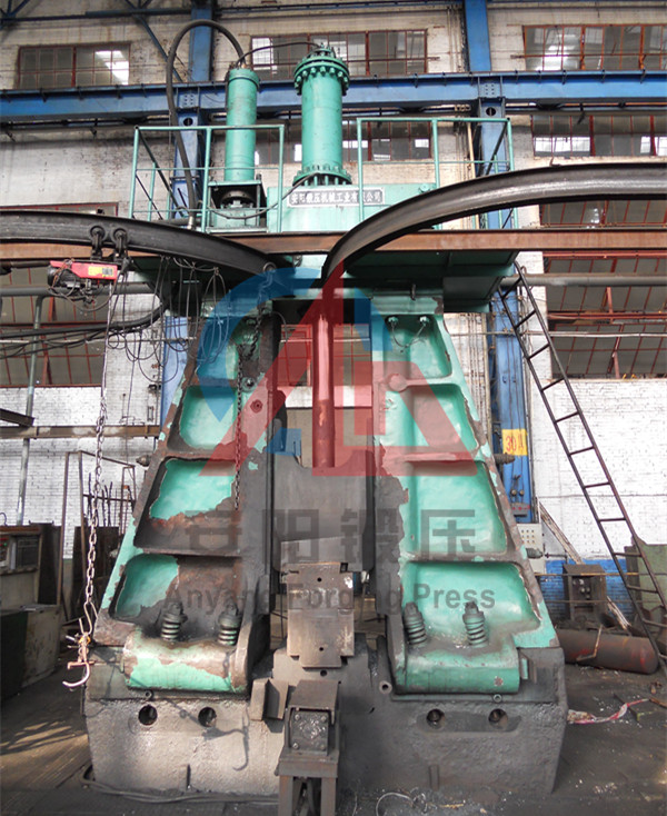 3噸模鍛電液錘洛拖鍛造拖拉機鍛件 3噸模鍛電液錘洛拖鍛造拖拉機鍛件