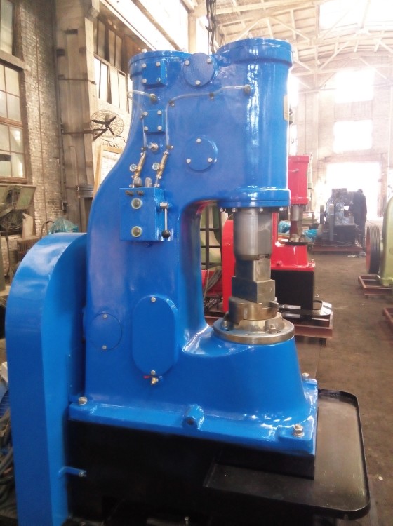 安陽鍛壓鐵藝40KG小空氣錘出口澳大利亞