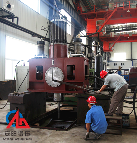 全液壓模鍛動力頭裝配 全液壓模鍛動力頭裝配