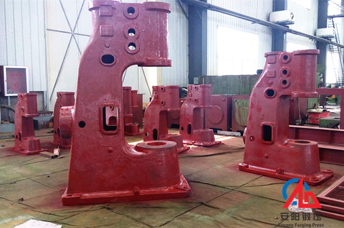 安陽鍛壓小打鐵空氣錘機身