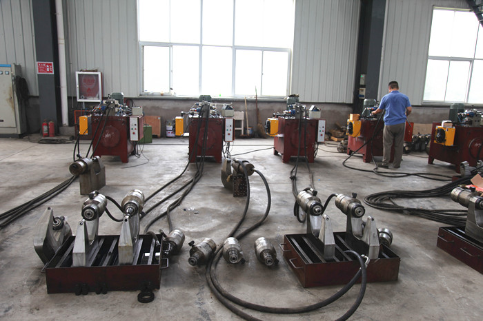 汽車底盤大梁鉚接機裝配 汽車底盤大梁鉚接機裝配