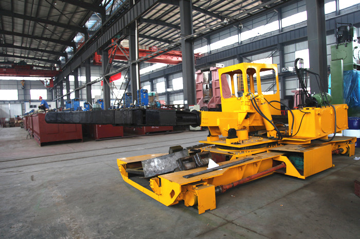 無軌鍛造裝取料機裝配